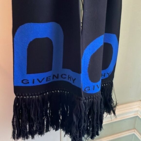 Givenchy Logo Fringe Trim Cotton Football Scarf black and blue - Picture 9 of 9